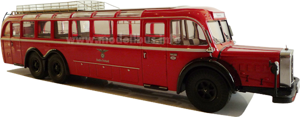 Mercedes-Benz O 10.000 Premium Classixxs 1/43 - modellbus.info