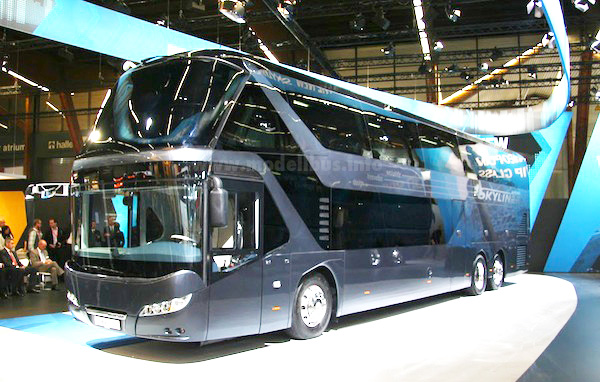 Neoplan Skyliner 2011 modellbus info