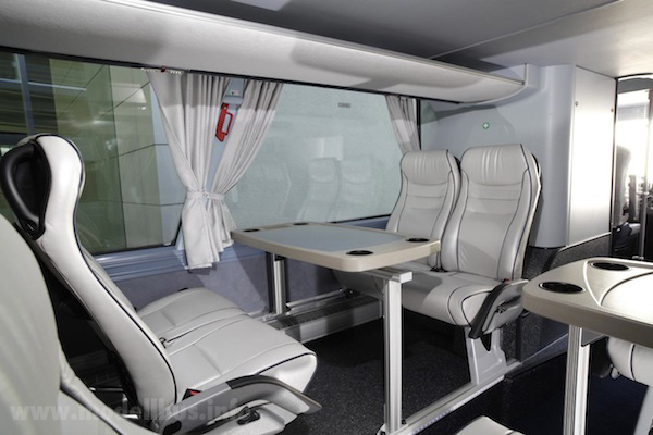 Neoplan Skyliner 2011 Unterdeck modellbus info