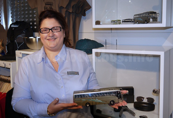 Volvo Shop IAA 2012 modellbus info