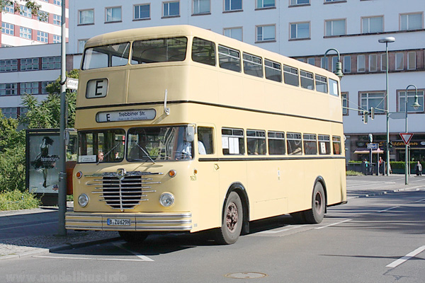 Bssing D2U modellbus.info