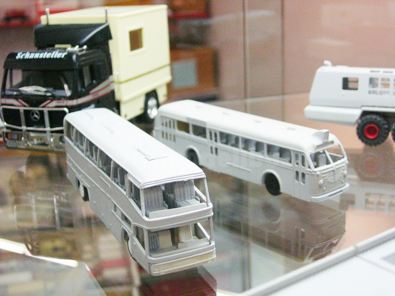 MEK Neuheiten 2011 modellbus.info