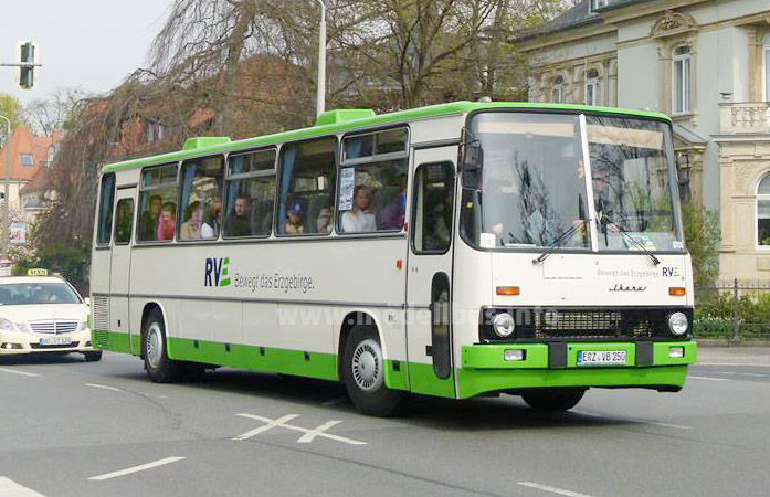 100 Jahre Dresdner Bus (C) Lemb - modellbus.info