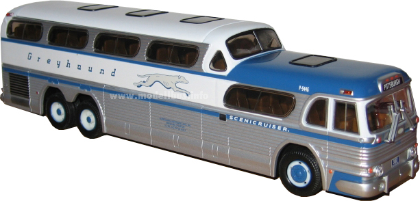 GMC PD4501 Scenicruiser modellbus.info