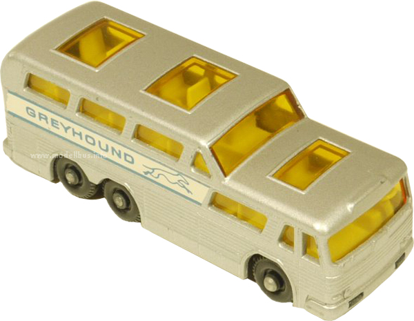 GMC PD4501 Scenicruiser modellbus.info