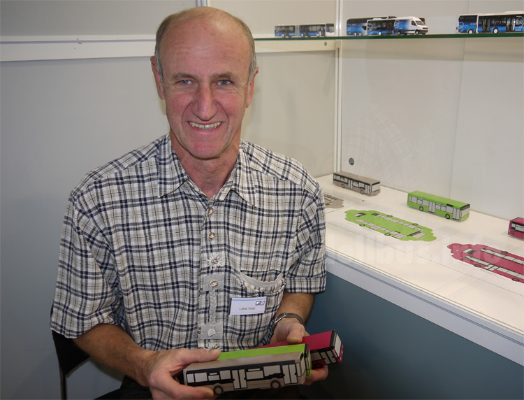 Rietze Faltmodelle IAA 2012 modellbus info