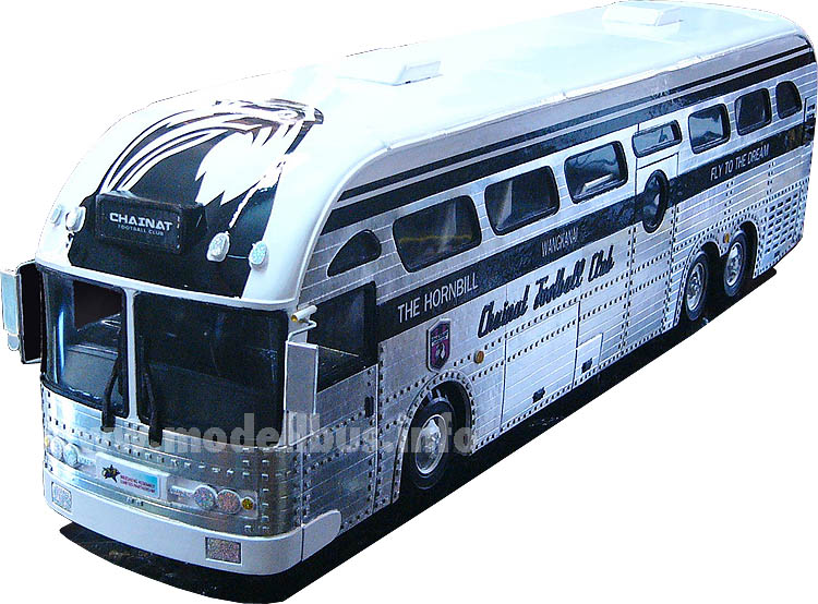 FC Chainat Teambus modellbus.info