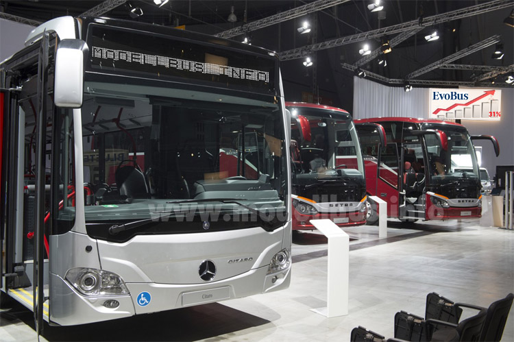 Daimler voll ausgelastet modellbus.info