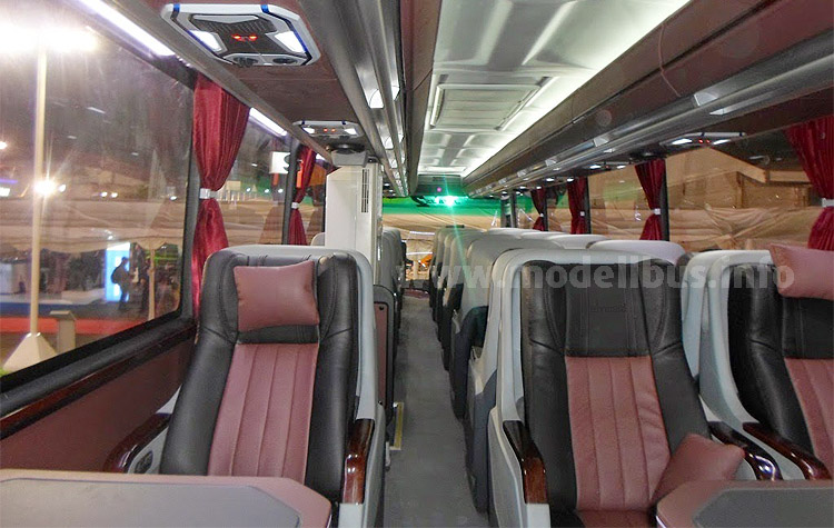 Adi Putro Jetbus IIMS 2014 - modellbus.info