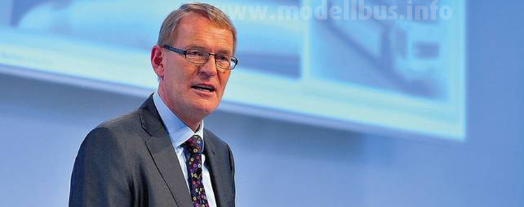 Hartmut Schick, Daimler Buses 24042015 - modellbus.info