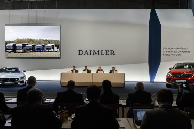 Daimler Jahrespressekonferenz 5.2.2015 - modellbus.info