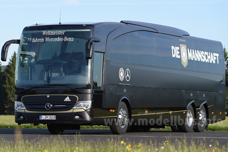 Teambus Deutsche Nationalmannschaft 2015 - modellbus.info