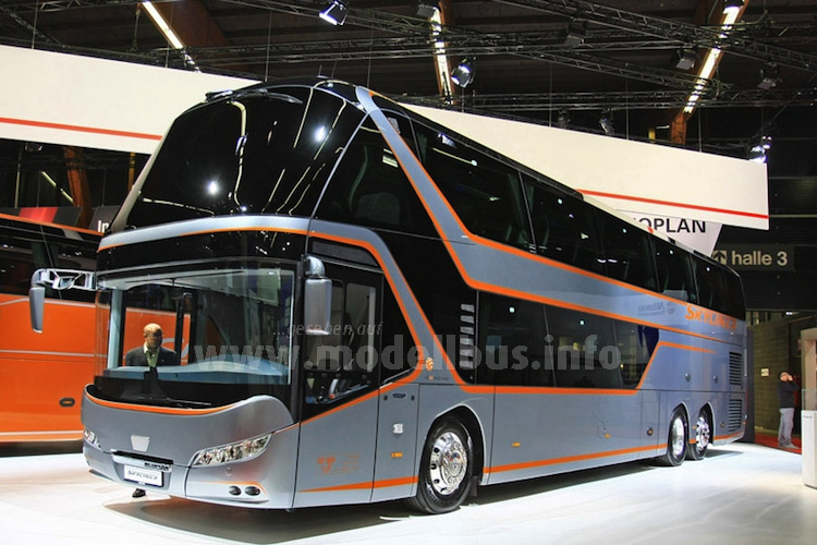 Neoplan Skyliner Busworld 2015 - modellbus.info