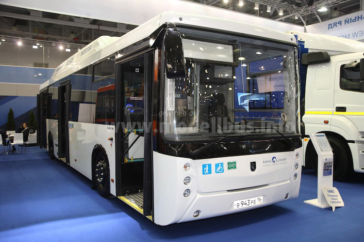 Comtrans 2015: Kamaz nefaz 5299 CNG Euro V - modellbus.info