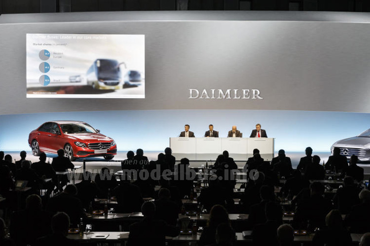 Der Stern leuchtet - Daimler meldet ein profitables Jahr 2015 - modellbus.info
