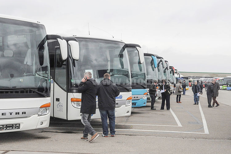 BusStore Show 2016 - modellbus.info