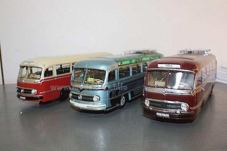Mo Miniatur Handmuster Mercedes O 321 H - modellbus.info