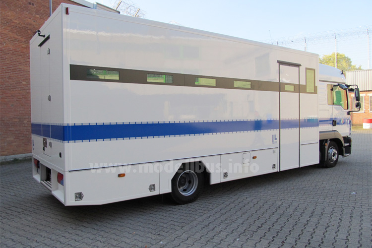Justiz NRW Gefangenentransport Lkw-Koffer - modellbus.info