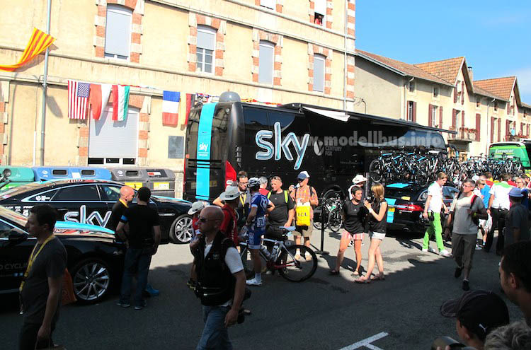 Team Sky Teambus Tour de France 2013 - modellbus.info