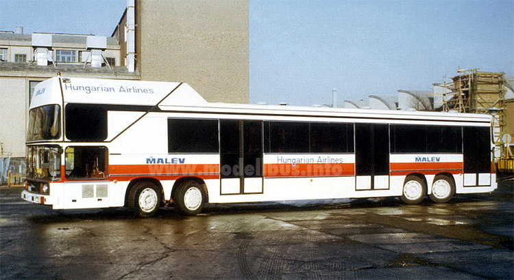 Ikarus Apron Bus modellbus.info
