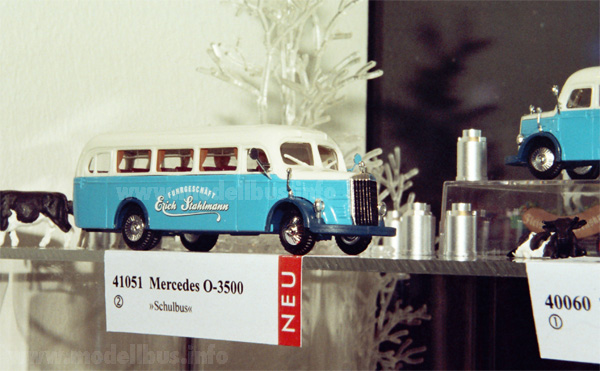 Busch MB O 3500 modellbus.info