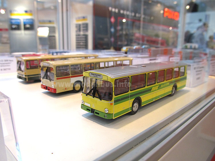 Mercedes-Benz O 307 / 305 Brekina modellbus.info