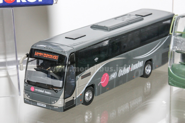 Corgi Plaxton Panther - modellbus.info